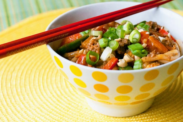 Udon Noodles with Spicy Peanut Sauce