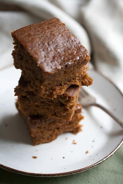 Pumpkin Spice Gingerbread Cake