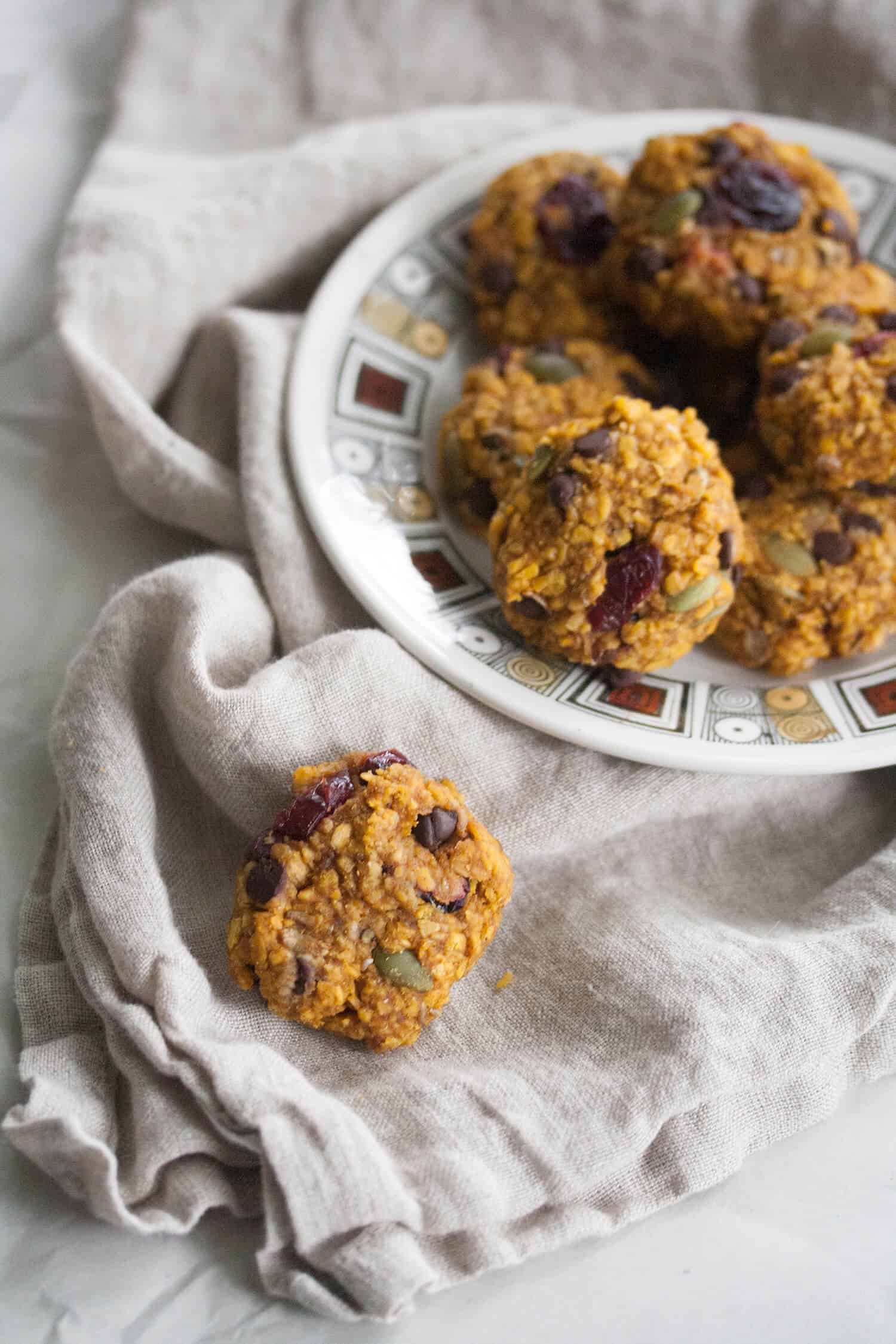 Pumpkin Spice Breakfast Cookies