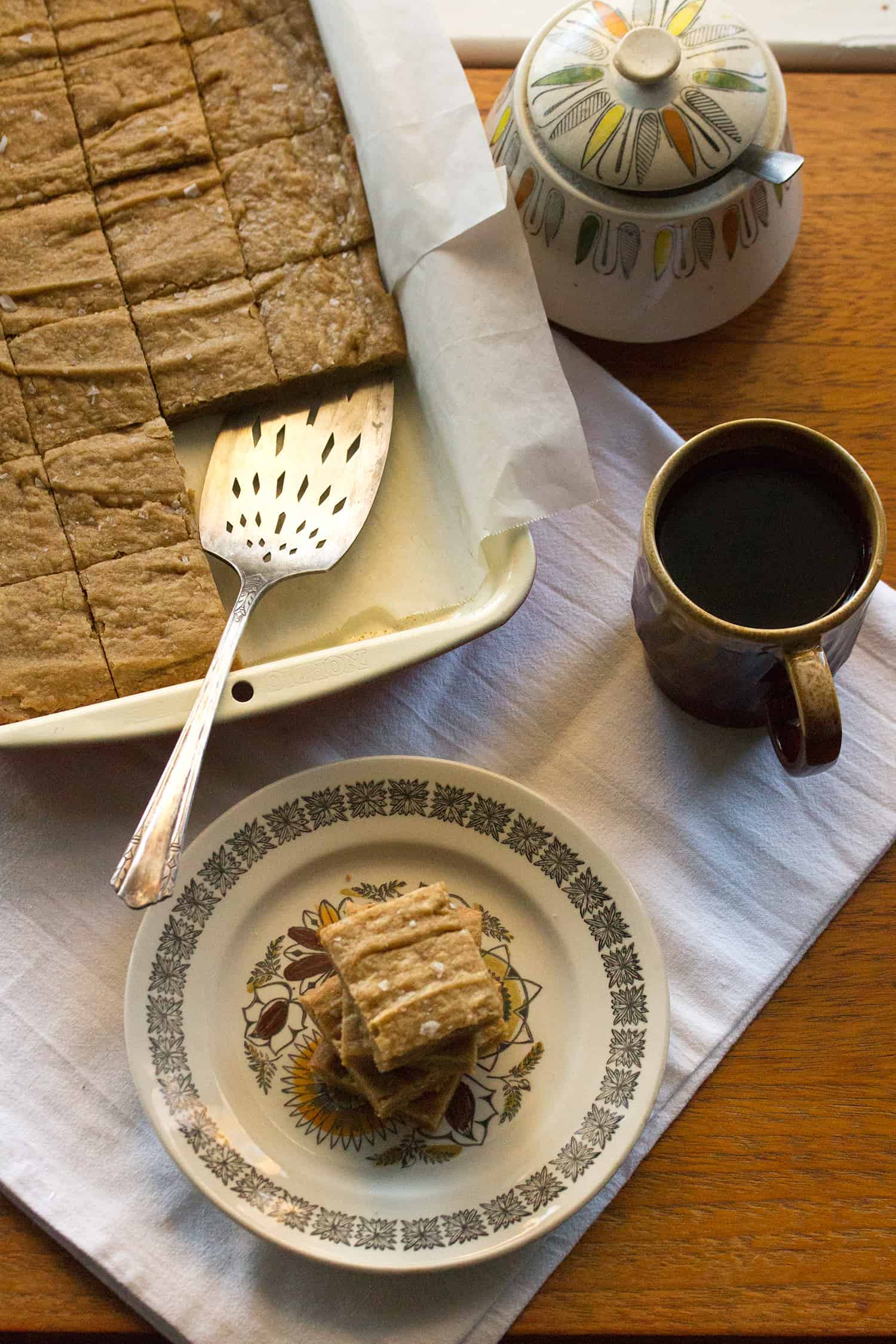 Chewy Salted Caramel Blondies