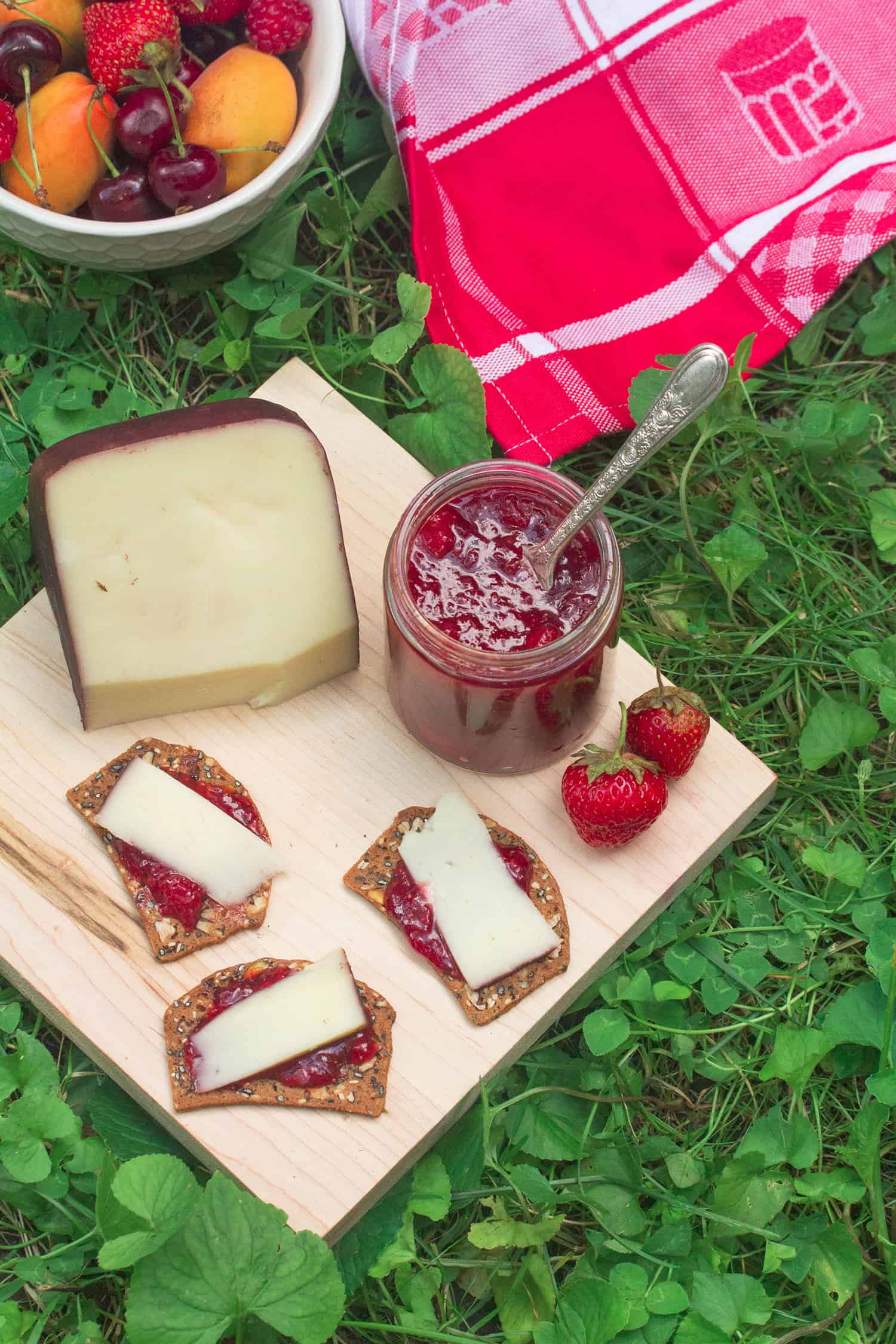 Quick Strawberry Sangria Jam